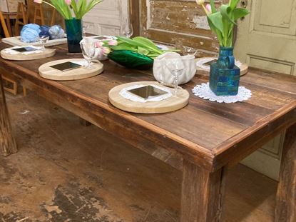 Bild på Matbord med gamla golvbrädor